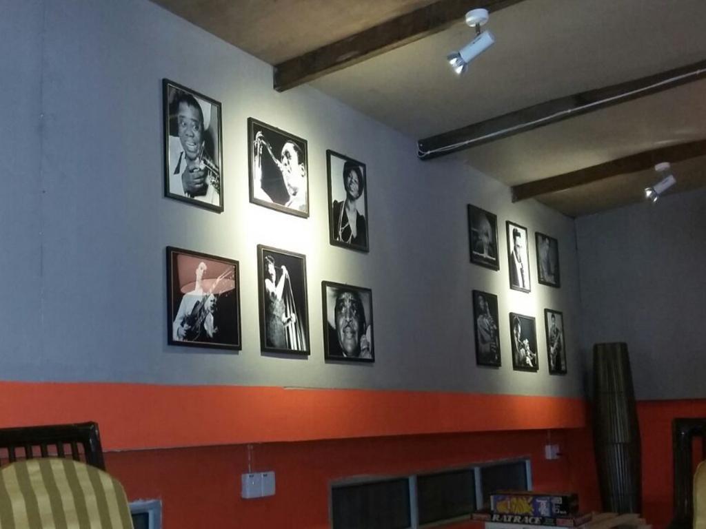 Gibbon Guesthouse Kuching Luaran gambar