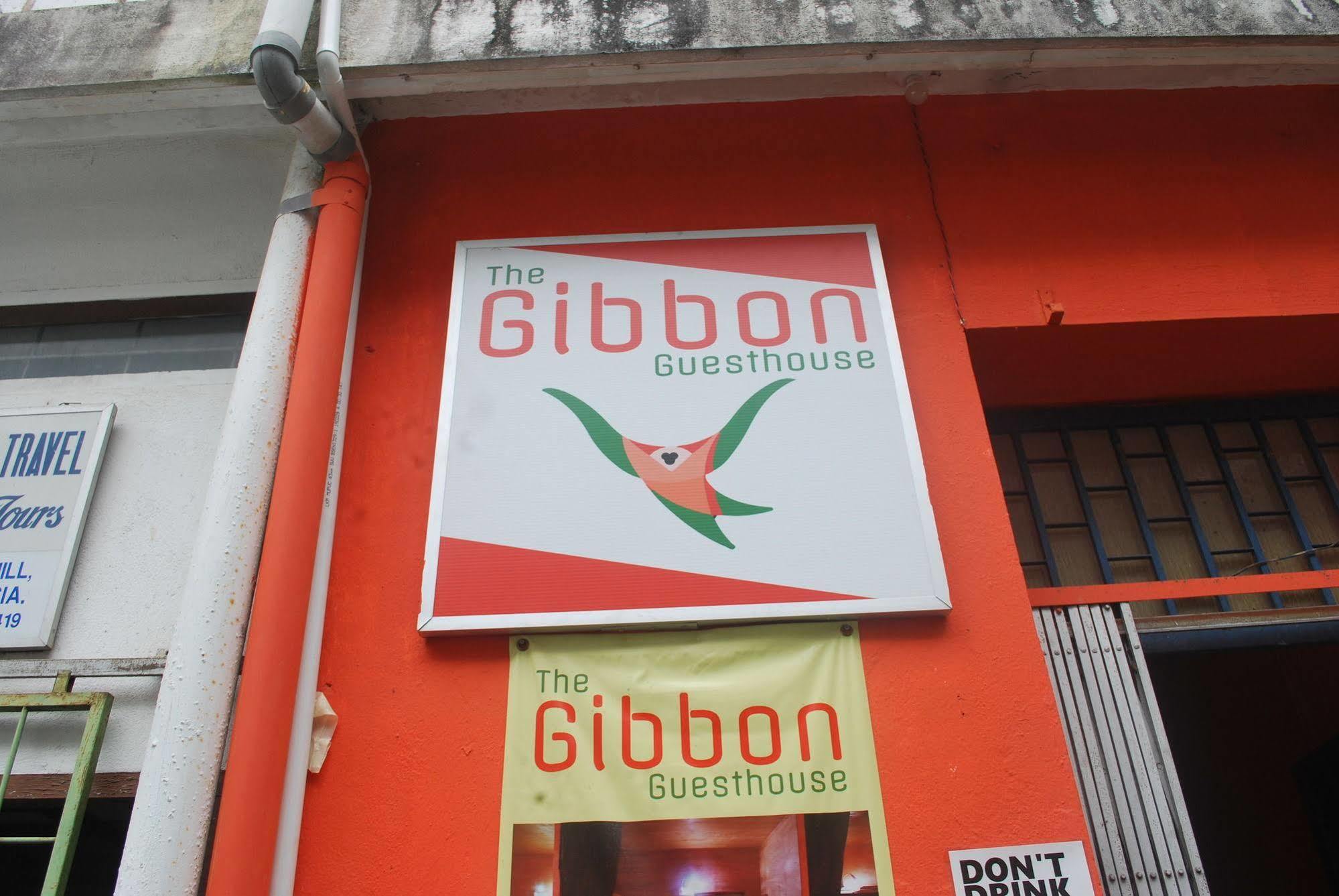Gibbon Guesthouse Kuching Luaran gambar
